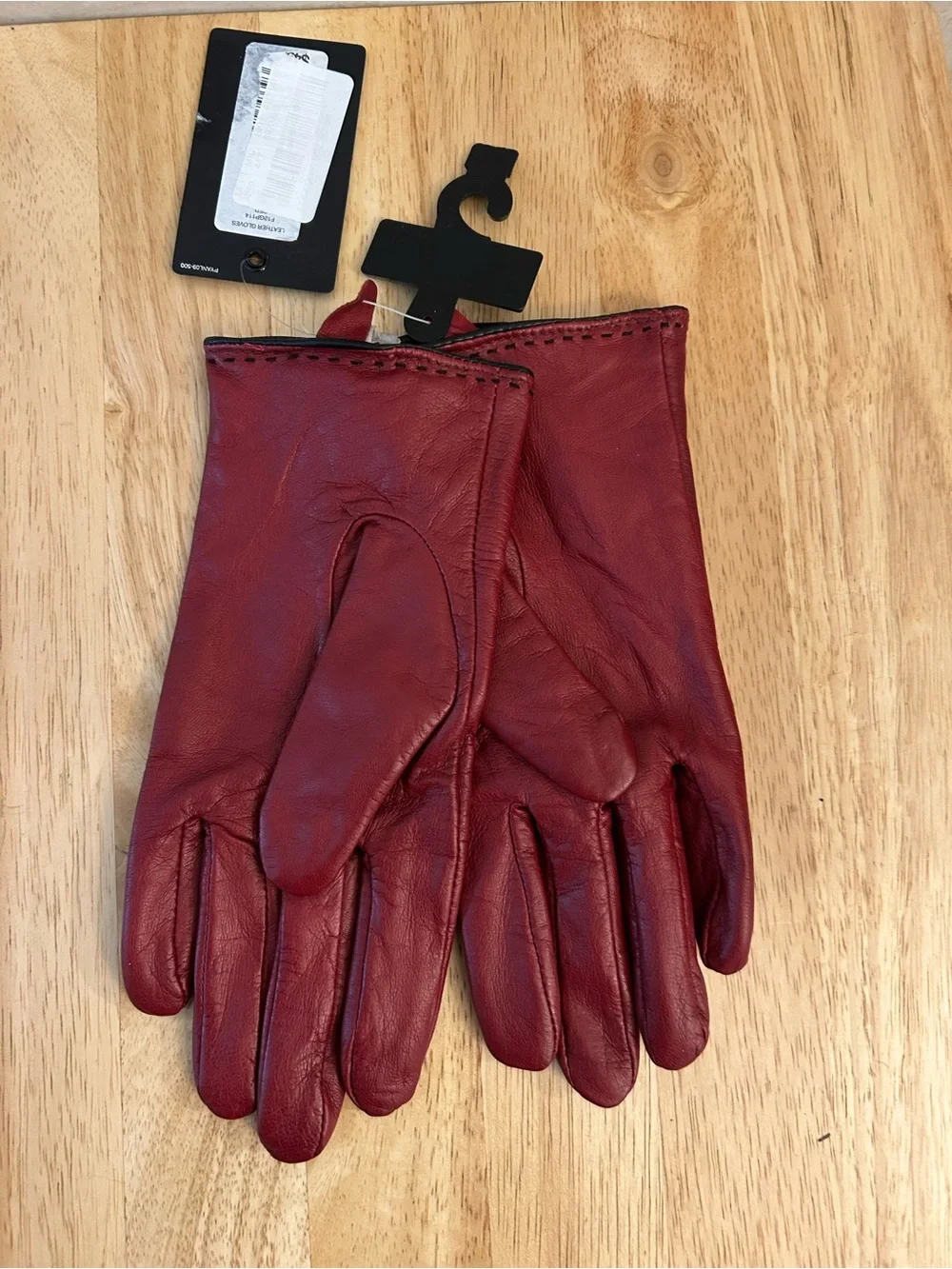NWT- Preston & York women's red genuine leather gloves